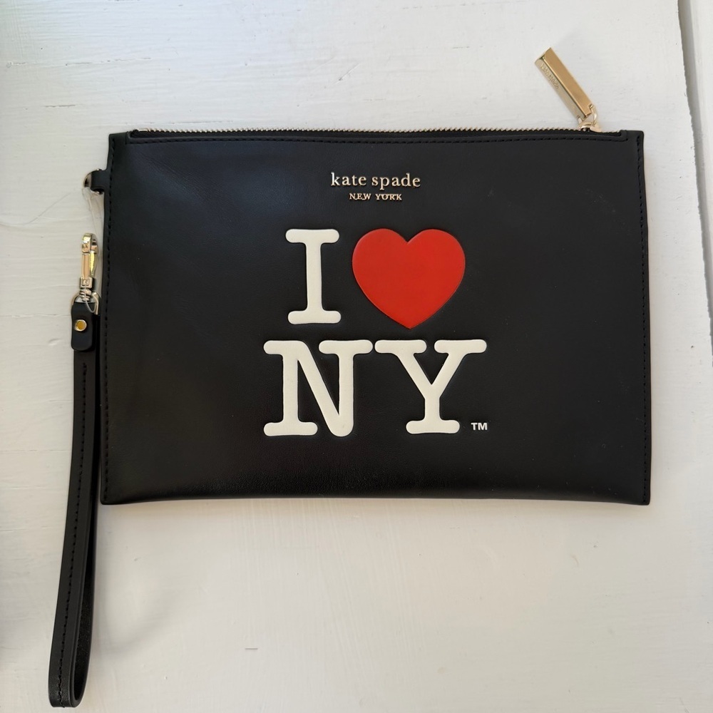NWOT Kate Spade I Love NY Leather Wristlet Clutch Black Red Heart NYC